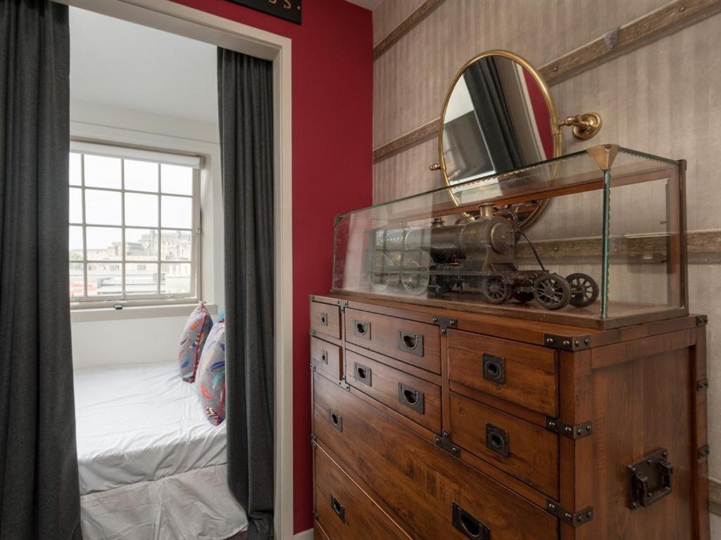 Canongate Luxury Homestay 에든버러 외부 사진